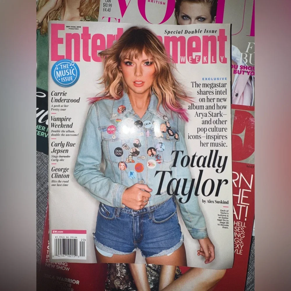 New Taylor Swift Entertainment Weekly Issue May 2019 - Picture 5 of 6